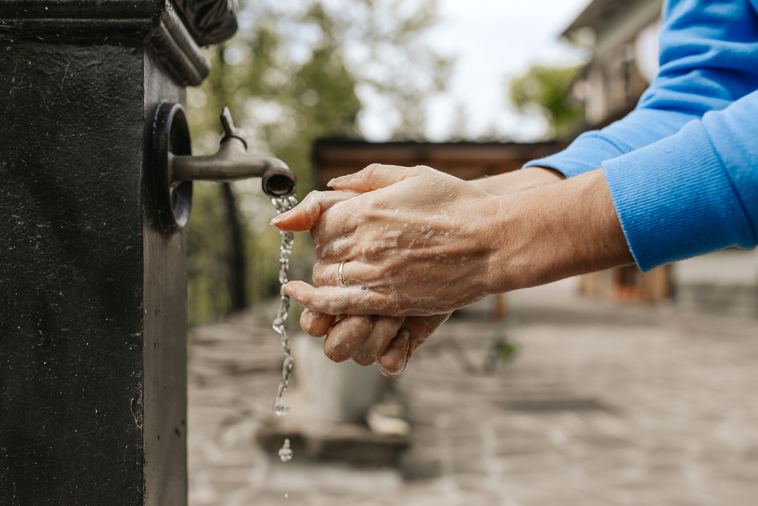 Portable Hand Washing Stations for Construction Sites: When Are They Required?
